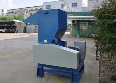 4-5.5 Kw Plastic Crusher Machine 1100*800*1150mm ISO CE SGS Approved 600 R/Min