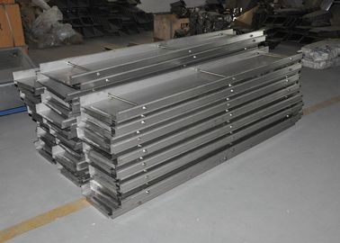 Plastic Recycling System Stainless Steel Water Trough , Length 5m Durable Cooling Trough