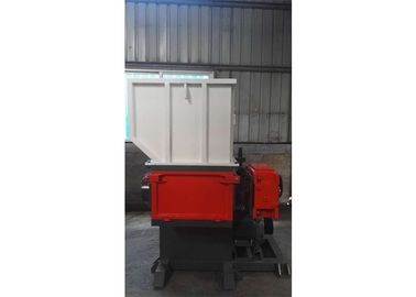 High Efficiency Plastic Shredder Machine Anti Slip Manual Operation 600-800 Kg/H