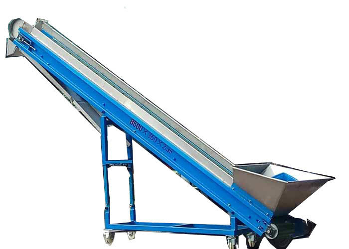 3000gauss Plastic Conveyor System 750w Loading Height 3000mm 10400*460mm Desk
